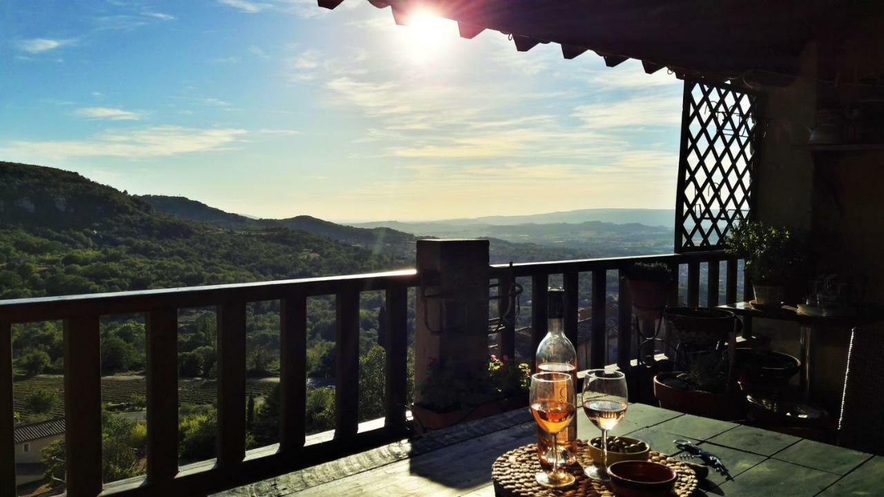 Entre Terre Et Ciel. * Saignon